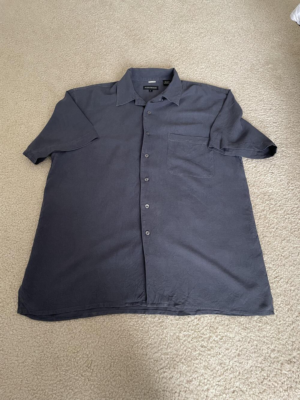 Kevoman Shirt Mens Large Gray Check 100% Silk Button Up Short Sleeve Casual